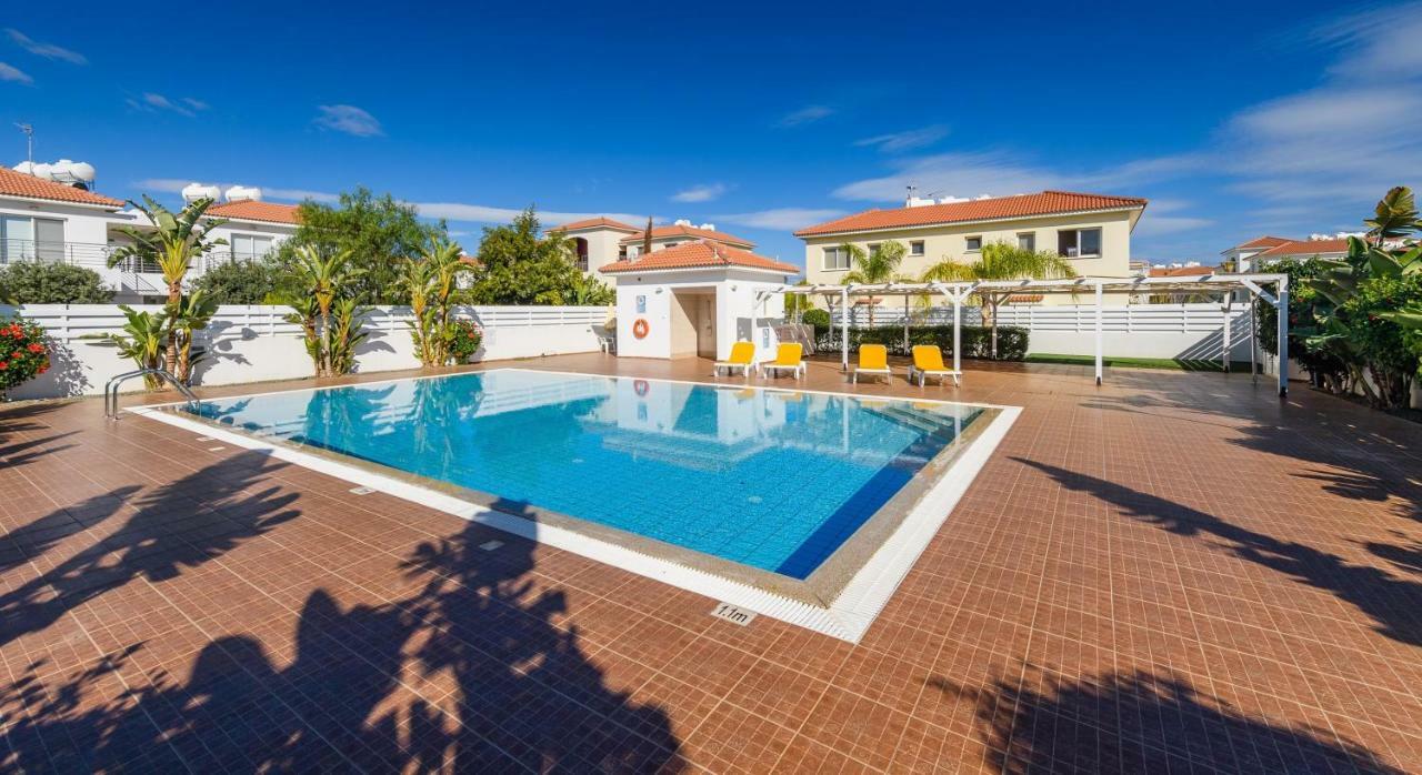 Mythical Sands Apartments Протарас Экстерьер фото