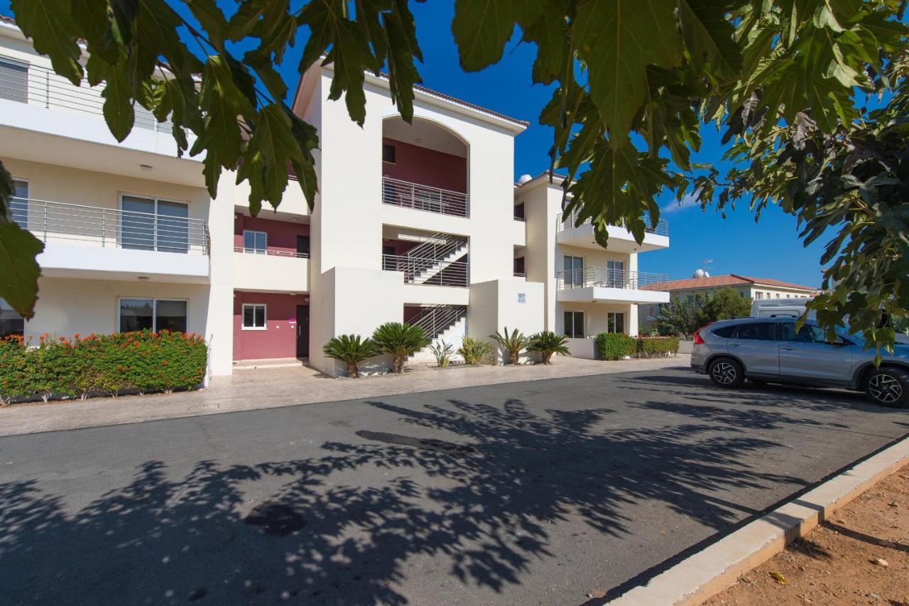 Mythical Sands Apartments Протарас Экстерьер фото